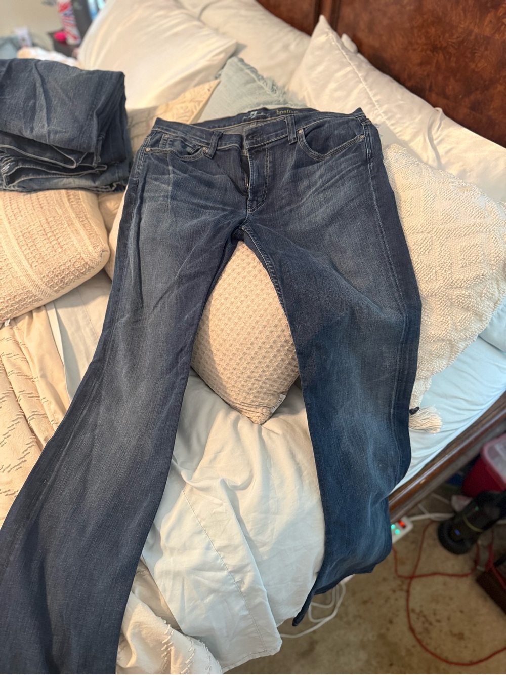 7 For All Mankind Men’s Dark Blue Bootcut Jeans